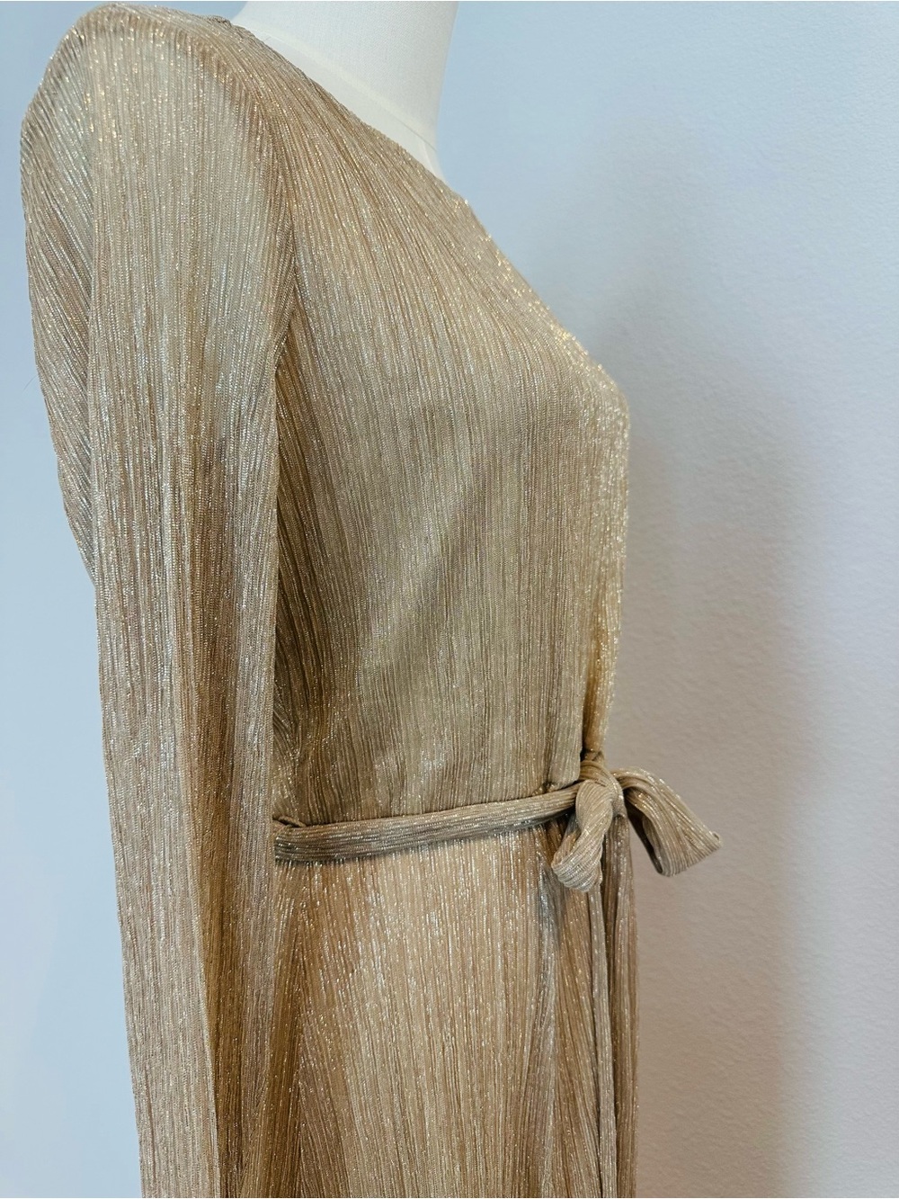 Anne Klein Long-Sleeve Metallic Gold Pleated Maxi with Tie - Picture 5 of 7